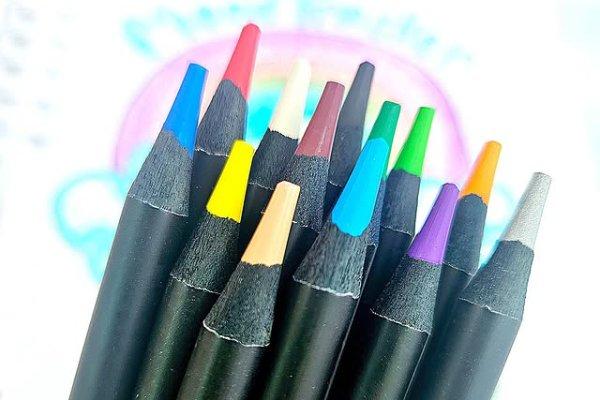 El rincón del arte: cómo crear un espacio artístico en casa para tus hijos