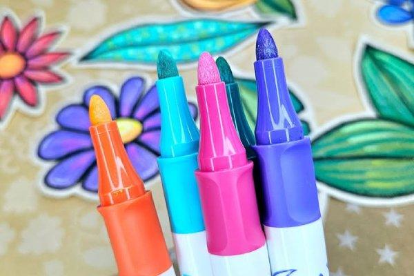 Cómo pintar la pared de tu cuarto con un diseño único