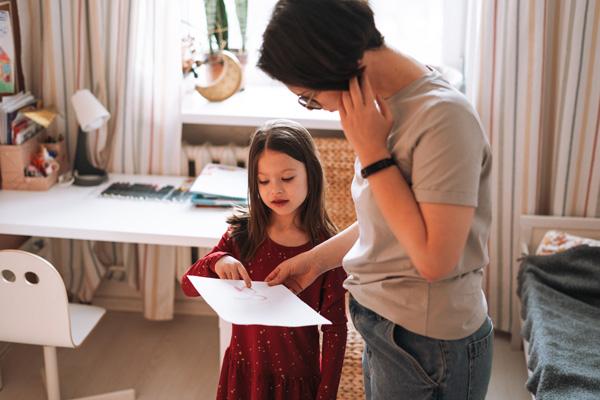 Mi hijo quiere ser artista, ¿cómo lo ayudo?