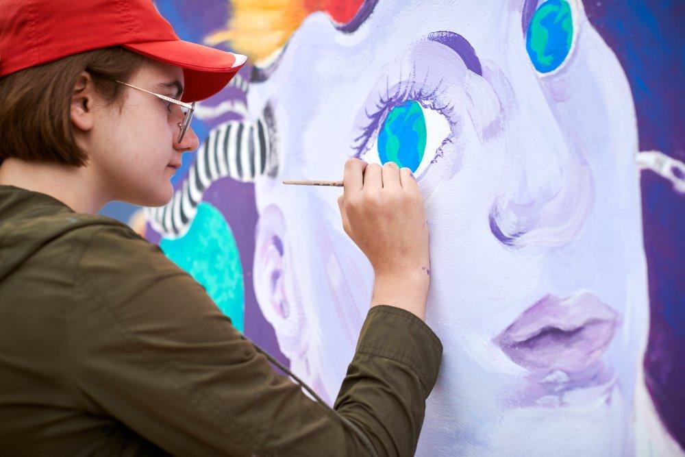 Tu estilo, tu voz: cómo encontrar tu identidad artística paso a paso